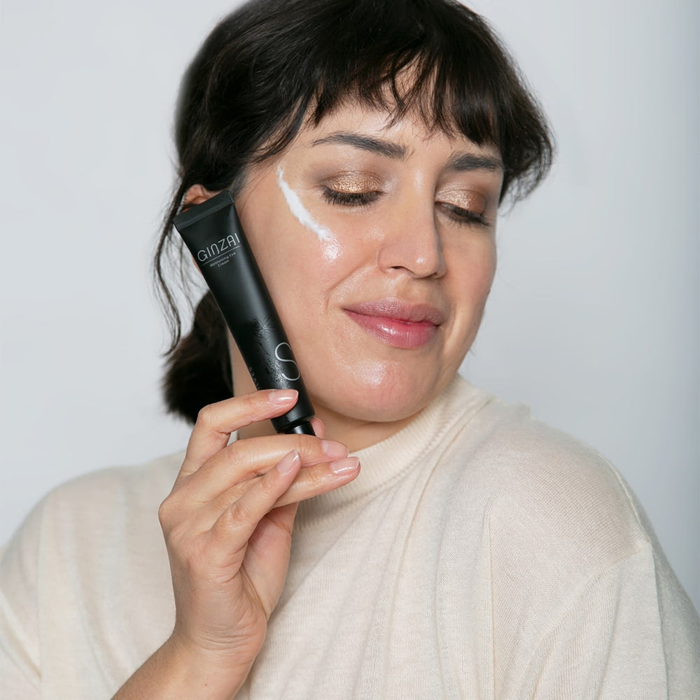 Contorno de ojos hidratante con ginseng